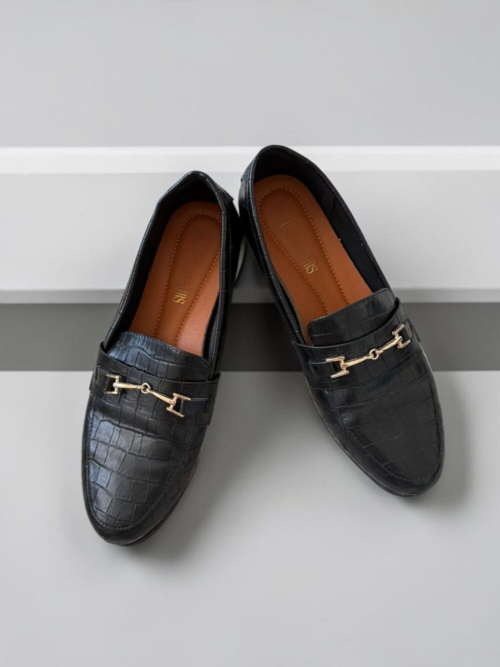 DREAM PAIRS Black Croc Embossed Loafers Flats Size 9